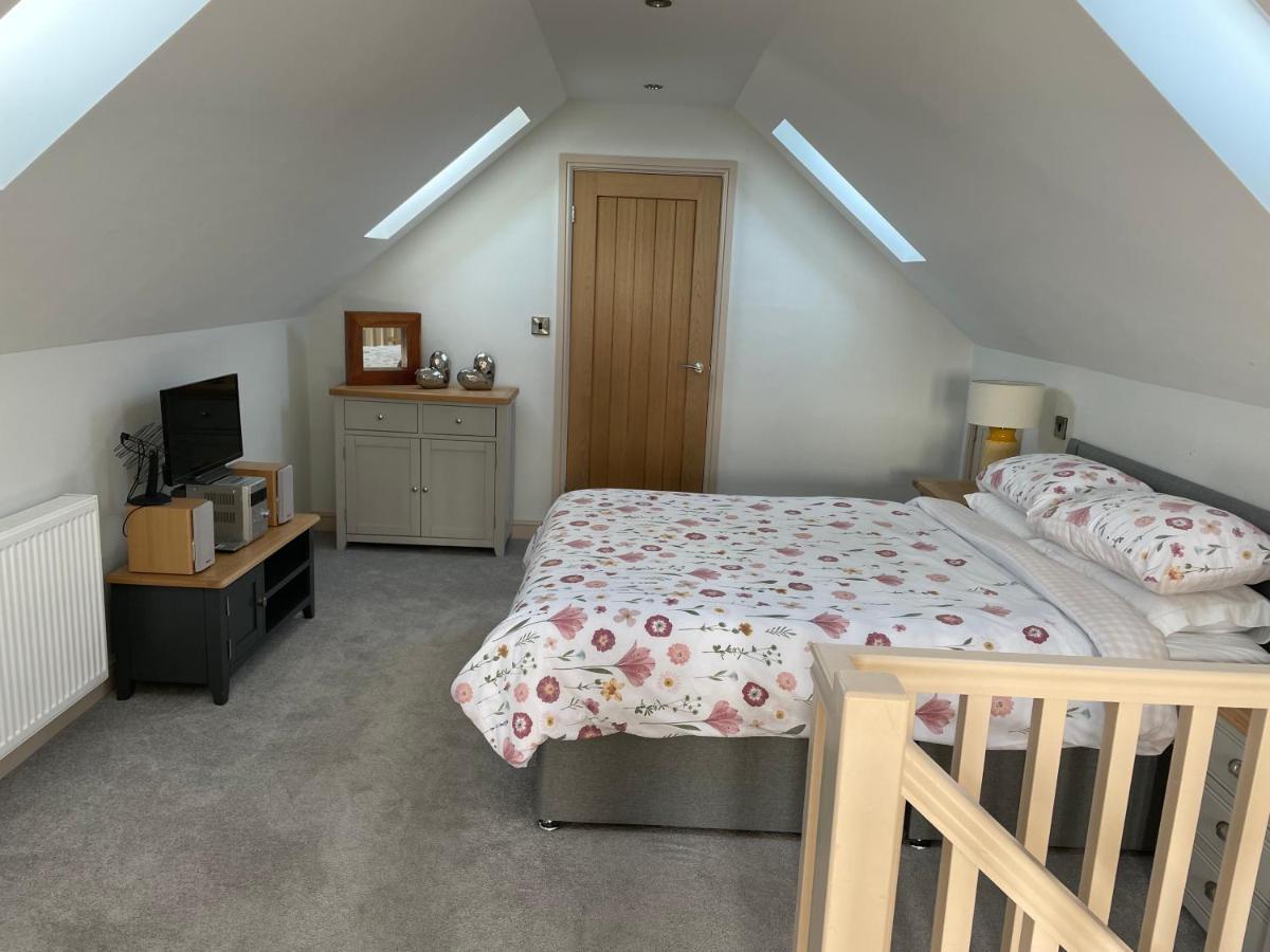 31 Cherry East Riding Of Yorkshire Hot Tub & Fishing Garton Εξωτερικό φωτογραφία
