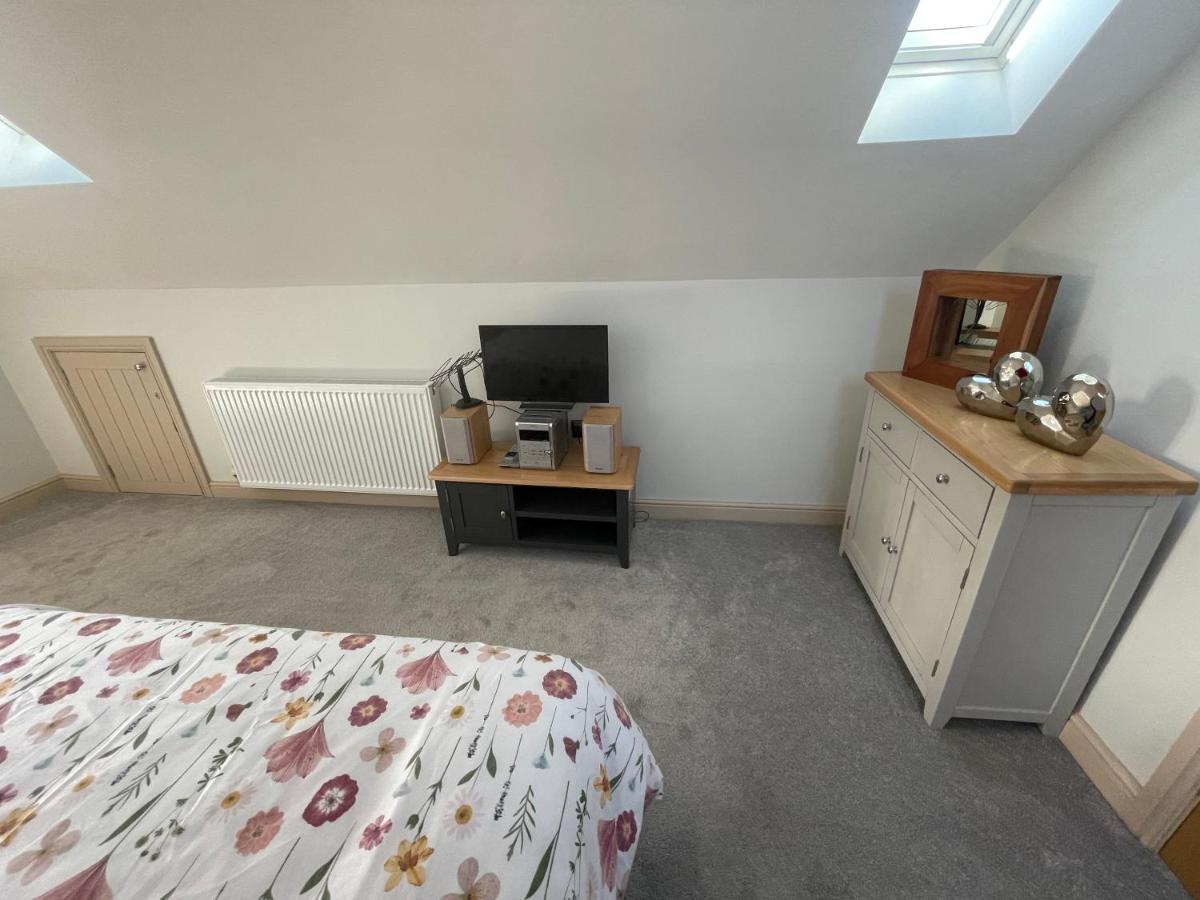 31 Cherry East Riding Of Yorkshire Hot Tub & Fishing Garton Εξωτερικό φωτογραφία